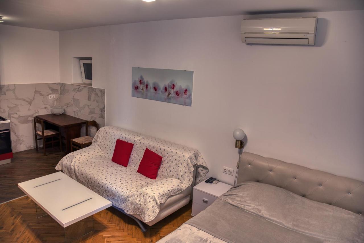 דוברובניק Guesthouse Victoria II מראה חיצוני תמונה
